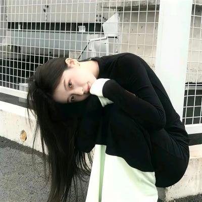 红色
